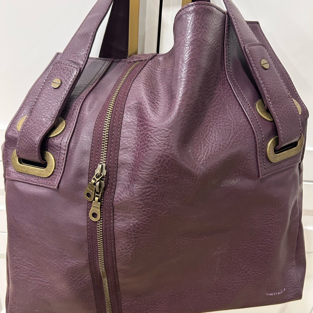 Matt & Nat Plum Tote Bag (Vegan Leather)